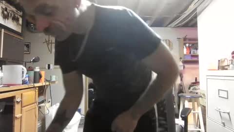 Snapshot of justinmoore1987 chatting on 12-14-25, 07:58 justinmoore1987 online show from 12-14-25, 07:58