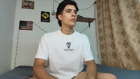 Snapshot of justinsinner1 chatting on 02-22-25, 11:03 justinsinner1 online show from 02-22-25, 11:03
