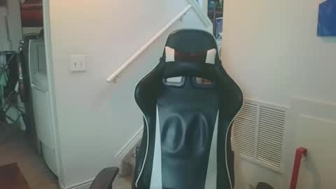 justintym69 online show from 04-10-26, 09:52