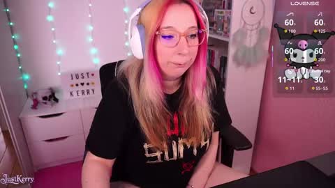 Snapshot of justkerryx chatting on 11-07-25, 09:31 Kerry online show from 11-07-25, 09:31