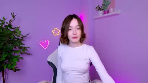 Snapshot of justlittleeve chatting on 07-29-26, 03:04 Eva online show from 07-29-26, 03:04