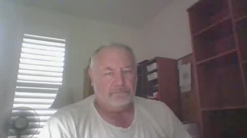 Snapshot of justme196756 chatting on 10-25-25, 04:46 justme196756 online show from 10-25-25, 04:46