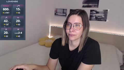 Snapshot of justmexy7 chatting on 12-19-24, 05:18 Julie online show from 12-19-24, 05:18
