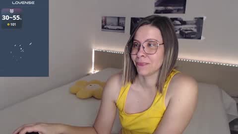Snapshot of justmexy7 chatting on 12-29-24, 04:59 Julie online show from 12-29-24, 04:59