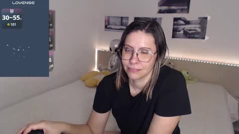 Snapshot of justmexy7 chatting on 01-09-25, 05:13 Julie online show from 01-09-25, 05:13