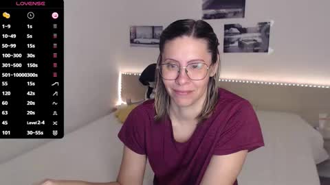 Snapshot of justmexy7 chatting on 10-11-25, 04:22 Julie online show from 10-11-25, 04:22