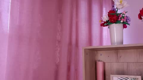 Nala online show from 03-19-26, 02:54