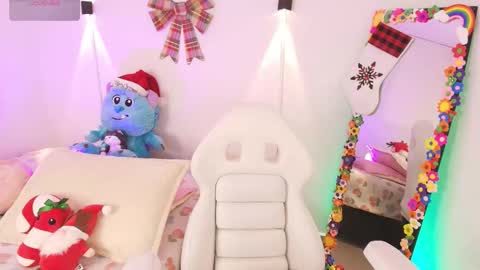 Emy online show from 12-03-25, 03:58