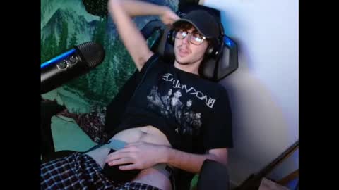 juststonie online show from 11-19-25, 01:05