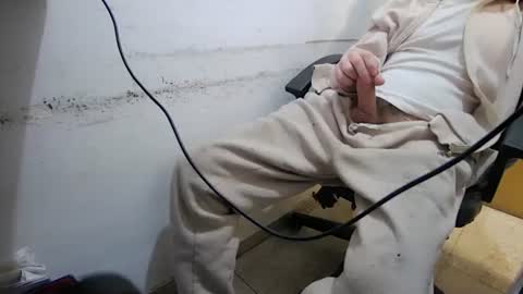 Snapshot of juz4 chatting on 01-12-26, 06:51 juz4 online show from 01-12-26, 06:51