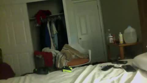 Snapshot of jwill10000 chatting on 02-08-26, 11:02 J and Sugar snap pea online show from 02-08-26, 11:02