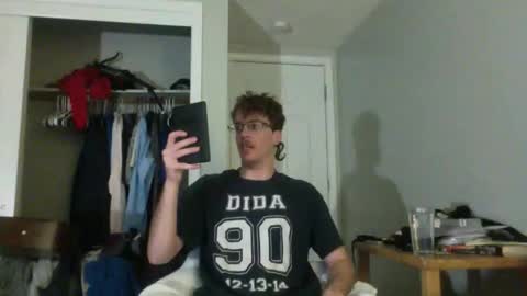 J and Sugar snap pea online show from 03-18-26, 03:31