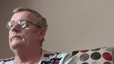 Arthur01750 online show from 12-18-24, 11:24