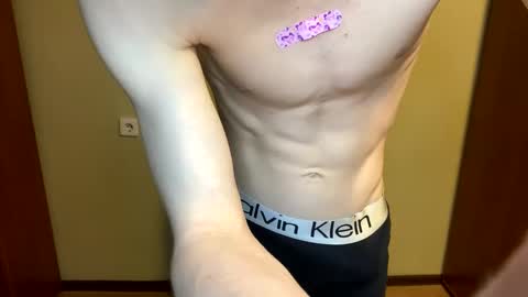 k1tty b0y online show from 01-09-25, 04:39