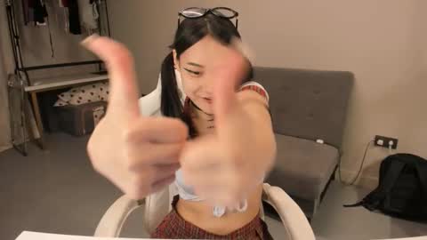 Snapshot of ka00ru_chan chatting on 09-29-25, 03:50 Kaoru online show from 09-29-25, 03:50