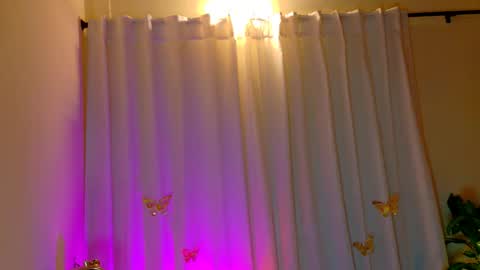 Snapshot of kaaiiri chatting on 05-08-26, 01:22 Kaaiiri online show from 05-08-26, 01:22