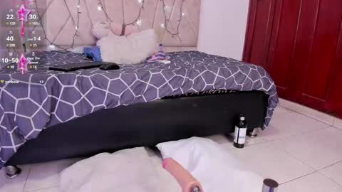 Kaela online show from 12-13-24, 01:12