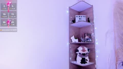 Kaela online show from 12-17-24, 06:42