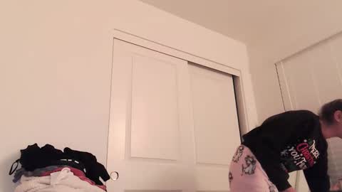 Snapshot of kaelagreen chatting on 01-14-26, 03:23 kaelagreen online show from 01-14-26, 03:23