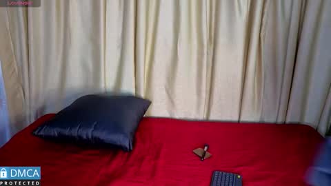 kaelani online show from 12-19-25, 11:06