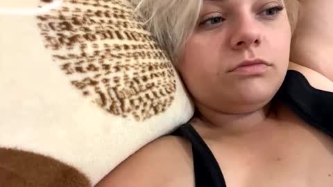 Kaelia and Daniel online show from 09-24-25, 04:43