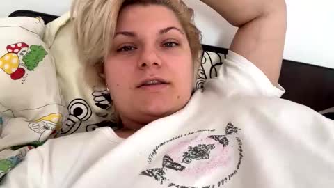 Kaelia and Daniel online show from 09-28-25, 11:26