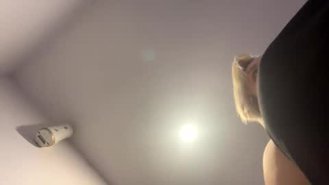 Kaelia and Daniel online show from 10-08-25, 04:59