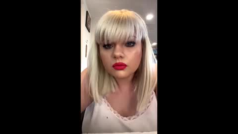 Kaelia and Daniel online show from 04-21-26, 07:25