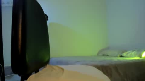 ChloeIndependient model online show from 12-23-24, 12:25