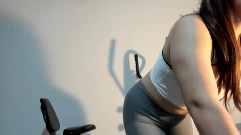 ChloeIndependient model online show from 02-21-25, 05:42