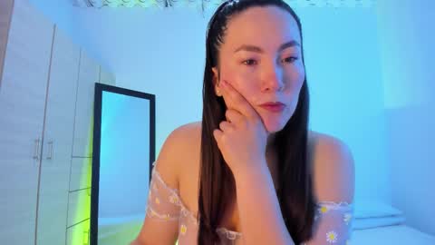 ChloeIndependient model online show from 11-24-25, 03:23