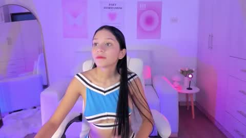 Snapshot of kahty_joness chatting on 12-01-25, 01:16 Kahty online show from 12-01-25, 01:16