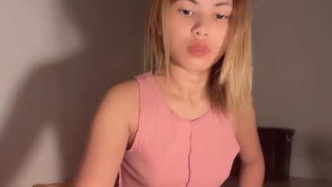 Snapshot of kai_kate02 chatting on 10-16-25, 07:09 kai online show from 10-16-25, 07:09