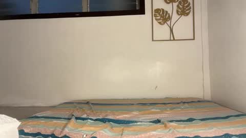 Snapshot of kai_kate02 chatting on 11-19-25, 05:40 kai online show from 11-19-25, 05:40