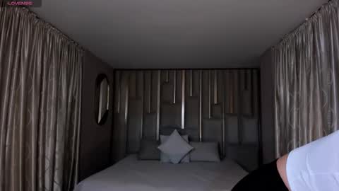 Kaia Ferreira online show from 11-09-25, 12:36