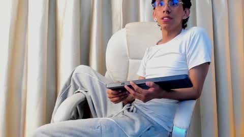 kai online show from 03-19-26, 03:32