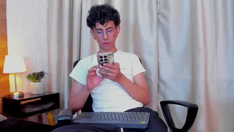 kai online show from 03-22-26, 03:54