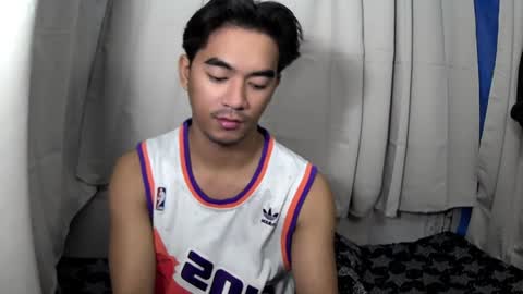 Snapshot of kaiknox chatting on 05-16-26, 02:49 Kai online show from 05-16-26, 02:49