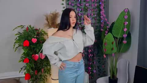 Bonnie online show from 02-16-26, 06:09