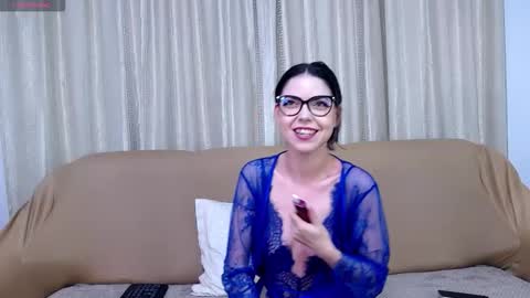 Kaila Lewis online show from 11-12-25, 07:03
