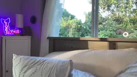 Snapshot of kaileeshy chatting on 01-16-25, 03:23 Kailee Smile online show from 01-16-25, 03:23