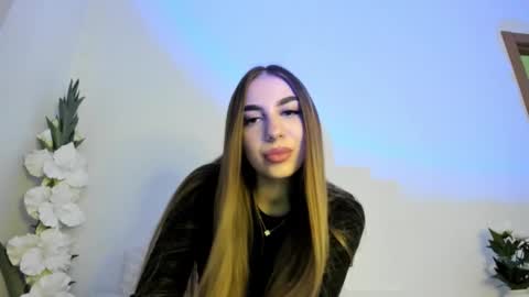 Snapshot of kaily777 chatting on 11-25-25, 05:35 kaily777 online show from 11-25-25, 05:35