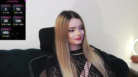 Kailyn online show from 12-15-24, 08:04