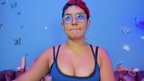 kaira_mosse_ online show from 04-09-26, 11:37