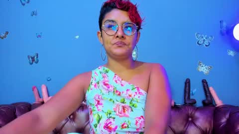 kaira_mosse_ online show from 05-01-26, 11:04