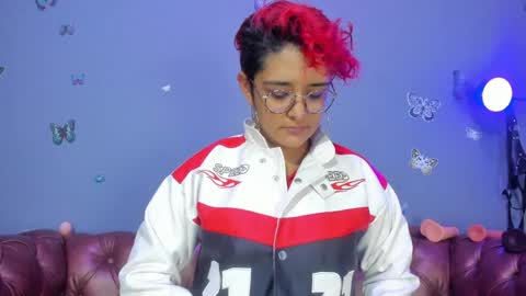 kaira_mosse_ online show from 05-07-26, 10:20