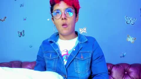 kaira_mosse_ online show from 05-19-26, 11:38