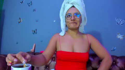 kaira_mosse_ online show from 06-11-26, 11:41