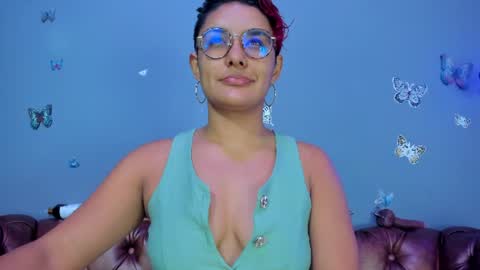 kaira_mosse_ online show from 06-13-26, 11:41