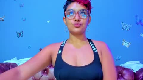 kaira_mosse_ online show from 06-17-26, 11:56